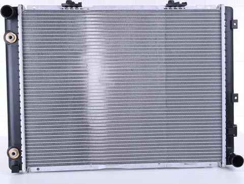 Радиатор охлаждения двигателя Nissens для Mercedes-Benz 190 (W201) 1982-1993. Артикул 62722A