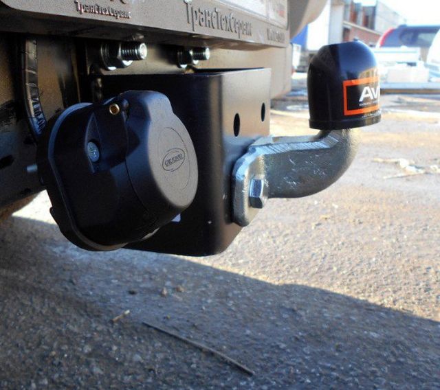 Фаркоп Imiola для Toyota Hilux VII 2005-2015. Фланцевое крепление. Артикул T.047