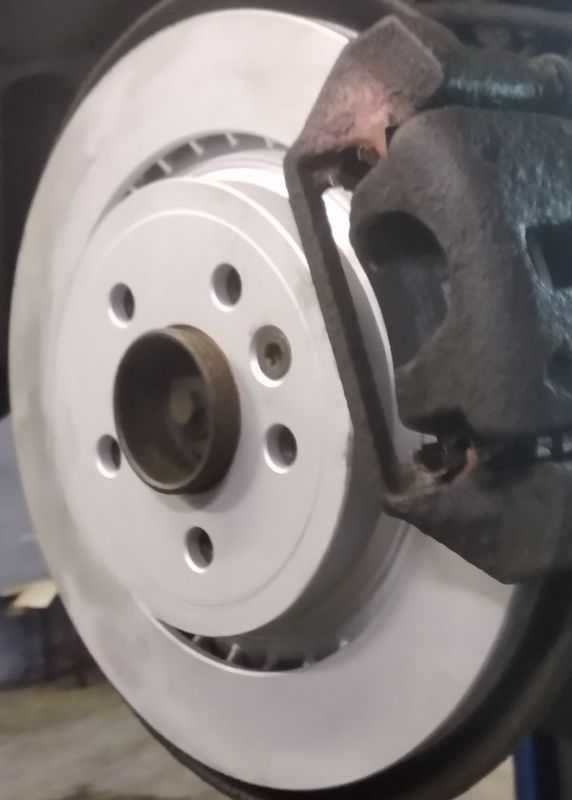 Тормозной диск Bosch. Артикул 0 986 479 398