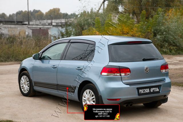 Молдинги Русская Артель на двери Volkswagen Golf VI 2009-2012. Артикул MV-077102