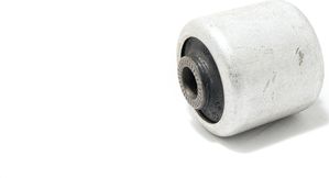 Сайлентблок переднего рычага подвески Cworks правый/левый для BMW 5 II (E28) 1981-1987. Артикул F280R0017