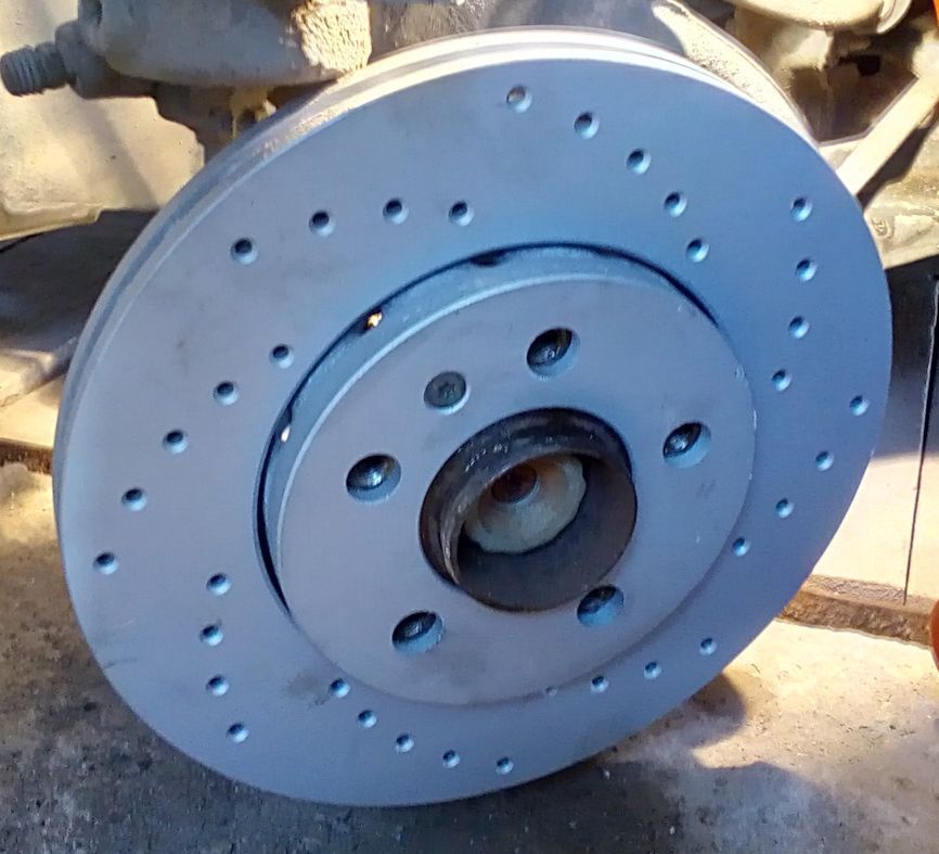 Тормозной диск Zimmermann Sport Coat Z. Артикул 100.1233.52