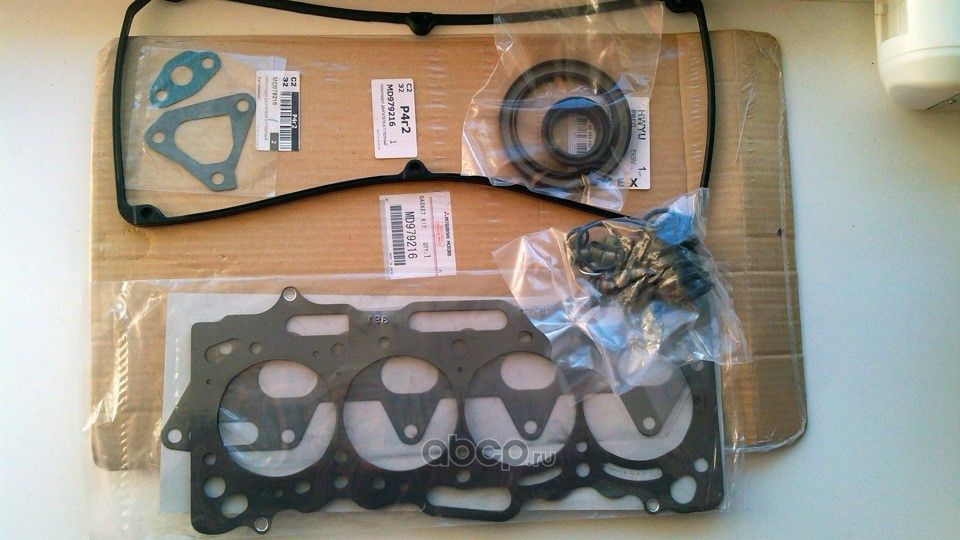 Прокладки двигателя (комплект) Mitsubishi. Артикул MD979216