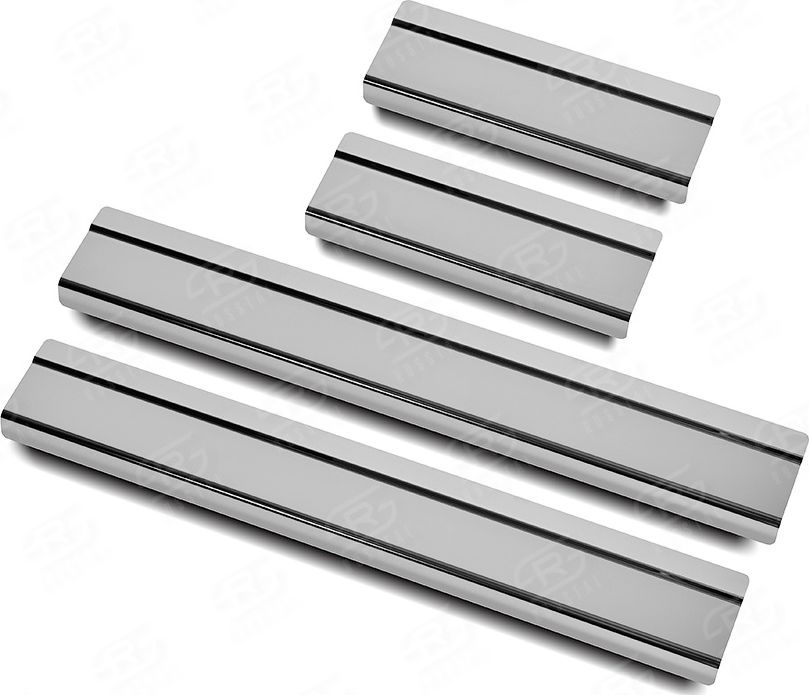 Накладка RusStal на пороги (нерж. зеркало) для Honda CR-V V до рестайлинга 2016-2020. Артикул HCRV17-01