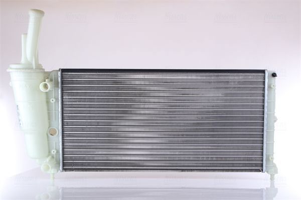 Радиатор охлаждения двигателя Nissens. Артикул 61892