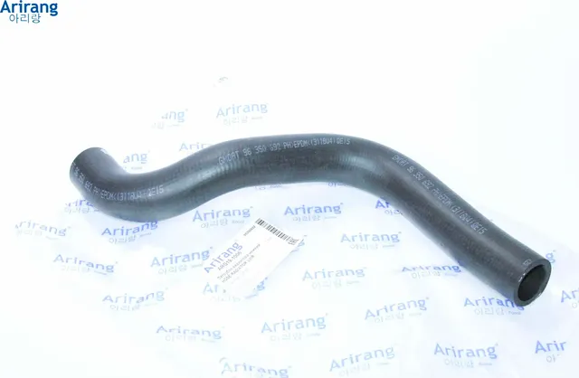 Патрубок радиатора нижний (Arirang). Артикул ARG191006