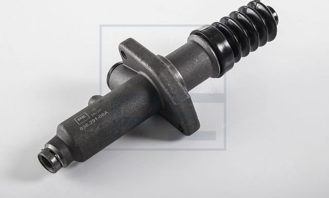 Цилиндр сцепления главный PE Automotive. Артикул 030.291-00A