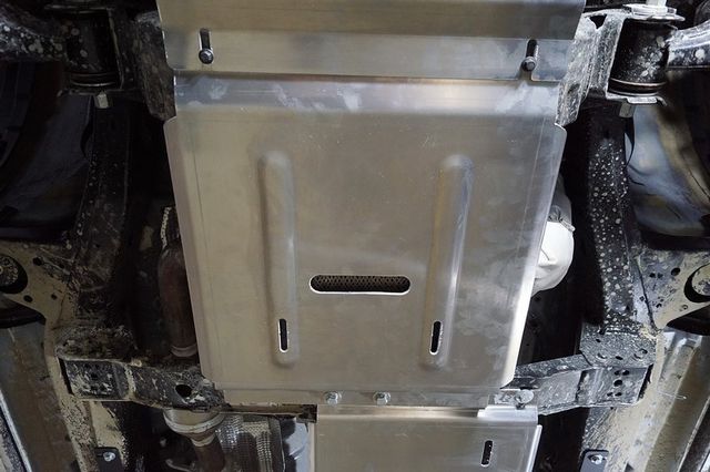 Защита алюминиевая ТСС (4 мм) для КПП JAC T6 4WD 2021-2026. Артикул ZKTCC00547