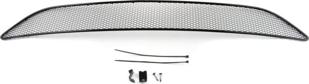 Сетка внешняя Arbori на бампер для Ford Focus III 2015-2026. Артикул 01-171415-151