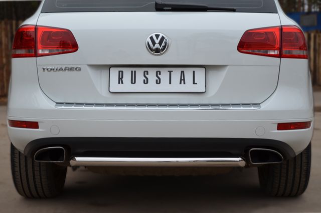 Защита RusStal заднего бампера d63 (дуга) для Volkswagen Touareg II до рестайлинга 2010-2013. Артикул VTZ-001073