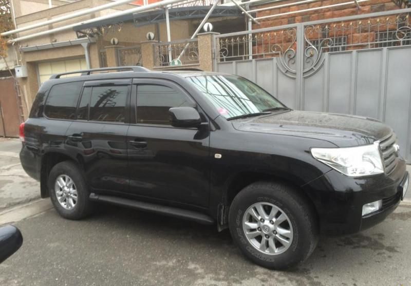 Дефлекторы Cobra Tuning для окон Toyota Land Cruiser 200 рестайлинг 2015-2021. Артикул T21607