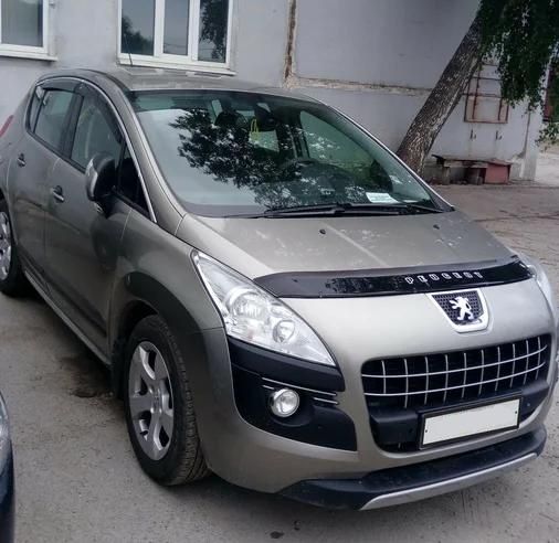 Дефлектор VT52 для капота Peugeot 3008 2011-2013. Артикул PG22VT
