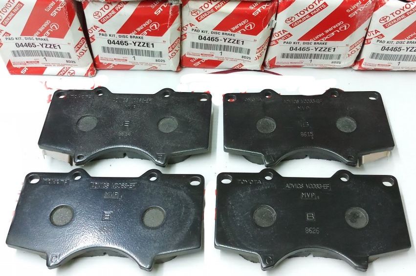 Тормозные колодки Toyota. Артикул 04465YZZE1