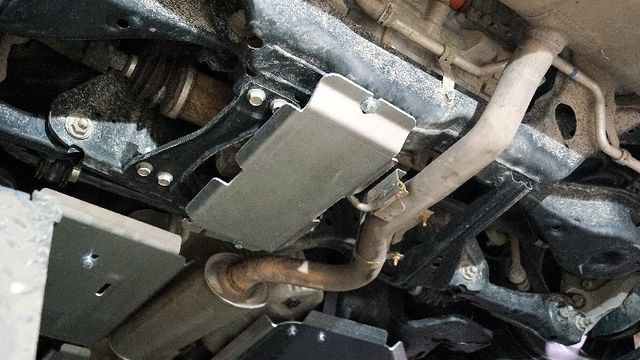 Защита алюминиевая ТСС (4 мм) для заднего редуктора Nissan X-Trail T33 4WD HYBRID 2022-2026. Артикул ZKTCC00683