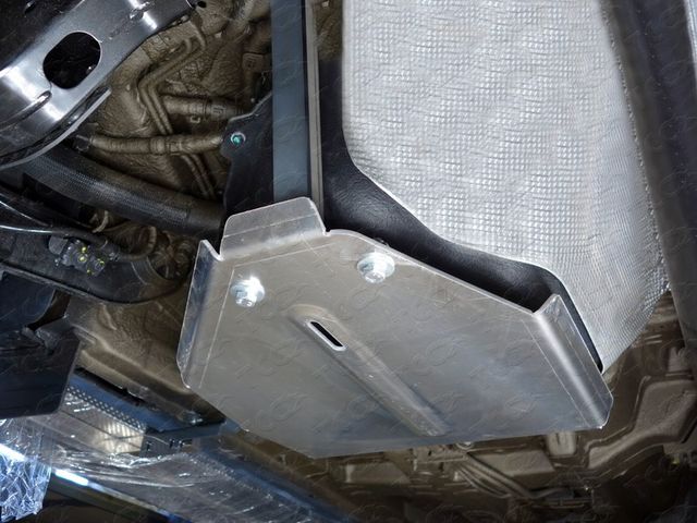 Защита алюминиевая ТСС (4 мм) для бака Hyundai Tucson III 2015-2021. Артикул ZKTCC00172