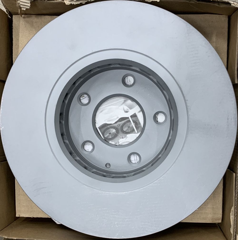 Тормозной диск Zimmermann Coat Z. Артикул 370.4403.20