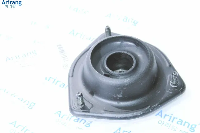 Опора переднего амортизатора (Arirang). Артикул ARG241055