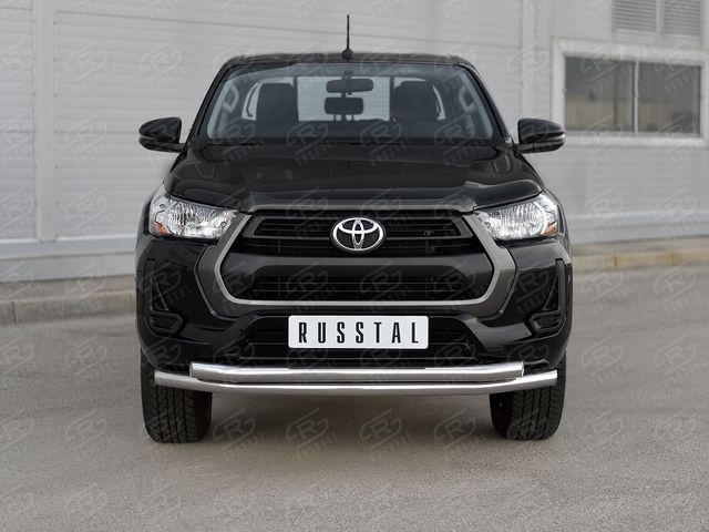 Защита RusStal переднего бампера d63 секции d63 секции для Toyota Hilux VIII 2020-2026. Артикул THZ-003495