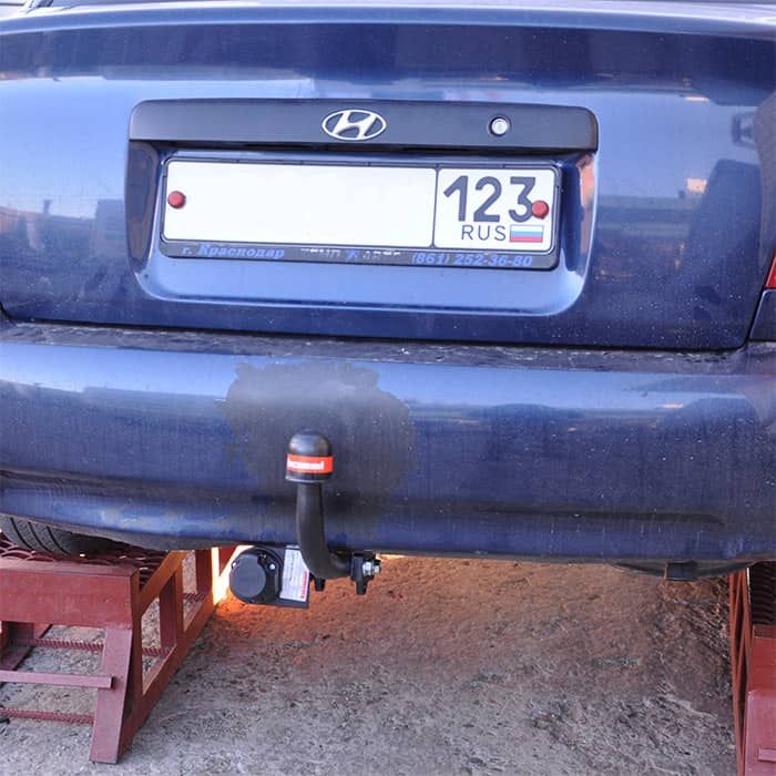Фаркоп Oris (ранее Bosal) для Hyundai Accent II хэтчбек, седан 1999-2006. Артикул z