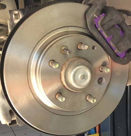 Тормозной диск Bosch задний для Mazda 6 I (GG) 2002-2007. Артикул 0 986 479 131