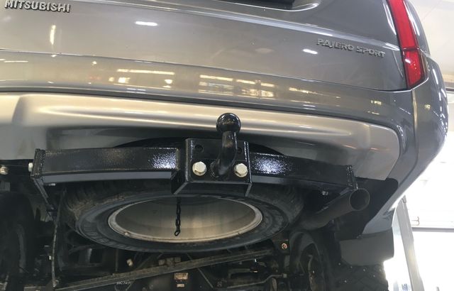 Фаркоп Лидер-Плюс для Mitsubishi Pajero Sport II 2008-2016. Фланцевое крепление. Артикул M115-FC