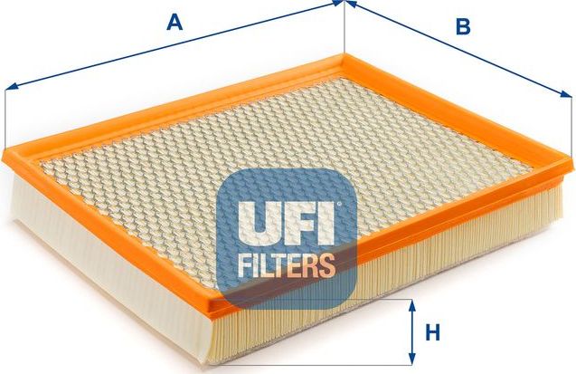 Воздушный фильтр UFI. Артикул 30.406.00