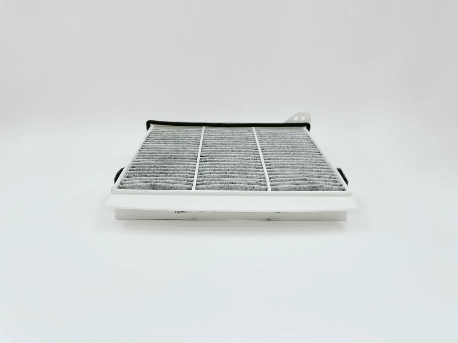 Фильтр салона угольный MITSUBISHI Lancer 03- Outlander 03- Grandis 05- (BIG Filter). Артикул gb-9934/c