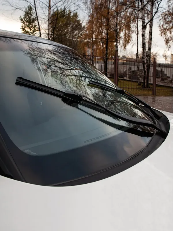 ЩЕТКА СО AV-155Y 48СМ19 БЕСКАРКАСНАЯ AUTOVIRAZH Autovirazh. Артикул AV001915