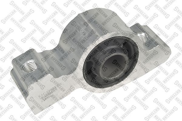 Сайлентблок переднего рычага подвески Stellox. Артикул 72-11404-SX