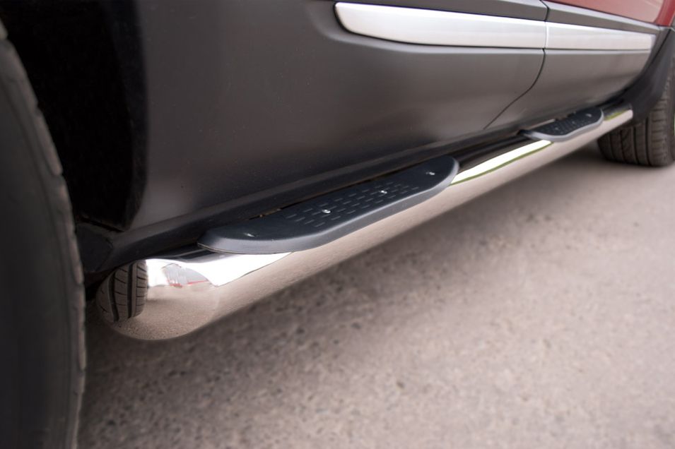 Защита порогов RusStal труба d76 с накладками (вариант 1) для Land Rover Range Rover Evoque I Prestige, Pure 2011-2018. Артикул REPT-0008051