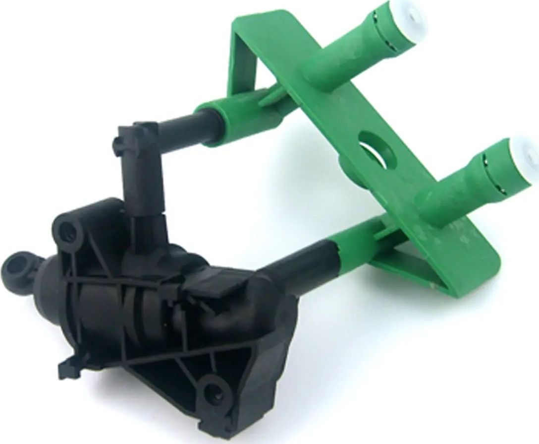 Цилиндр сцепления главный Brembo (полимерный материал). Артикул C 24 011