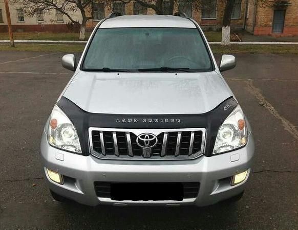 Дефлектор Vip-Tuning для капота Toyota Land Cruiser Prado 120 2002-2009. Артикул TYA24