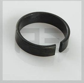 Втулка распорная PE Automotive. Артикул 047.048-00A