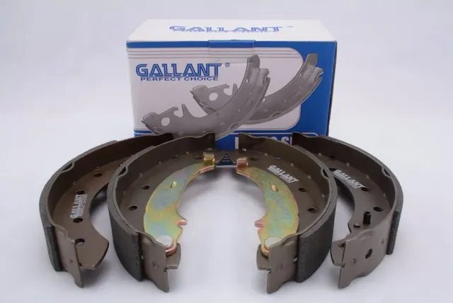 Колодки тормозные задние барабанные (Gallant). Артикул GLBS16