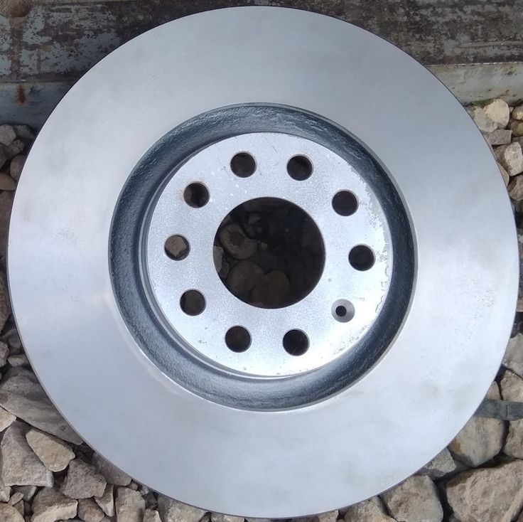 Тормозной диск Bosch. Артикул 0 986 479 S30