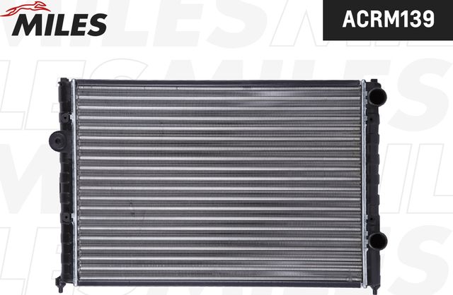 Радиатор охлаждения двигателя Miles для Volkswagen Passat B3 1993-1997. Артикул ACRM139