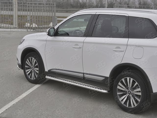 Защита порогов RusStal труба d42 с листом (Лист алюм, проф. нерж) (Вариант 1) для Mitsubishi Outlander III 3-й рестайлинг 2018-2026. Артикул MOL-0032071