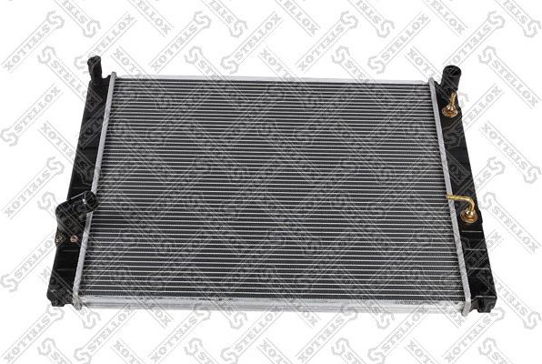 Радиатор охлаждения двигателя Stellox. Артикул 10-26818-SX