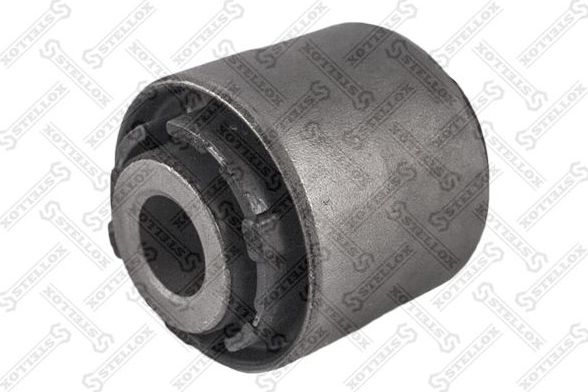 Сайлентблок заднего рычага подвески Stellox. Артикул 77-01716-SX