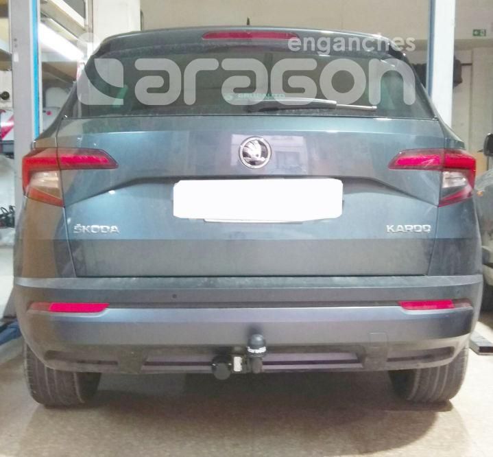 Фаркоп Aragon для Skoda Karoq 2017-2026. Артикул E5815AA