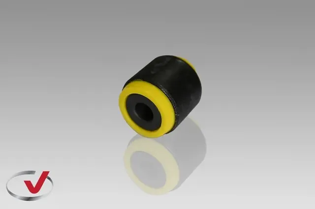 Сайлентблок полиуретановый (крепление к кузову) заднего рычага (Vtulka). Артикул 3306046