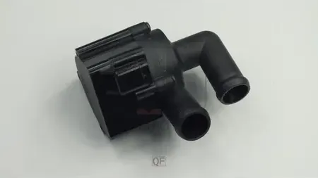 Насос дополнительный системы охлаждения (Quattro Freni). Артикул qf05a00104