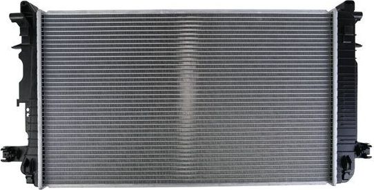 Радиатор охлаждения двигателя Zentparts для Volkswagen Crafter I 2006-2013. Артикул Z20807