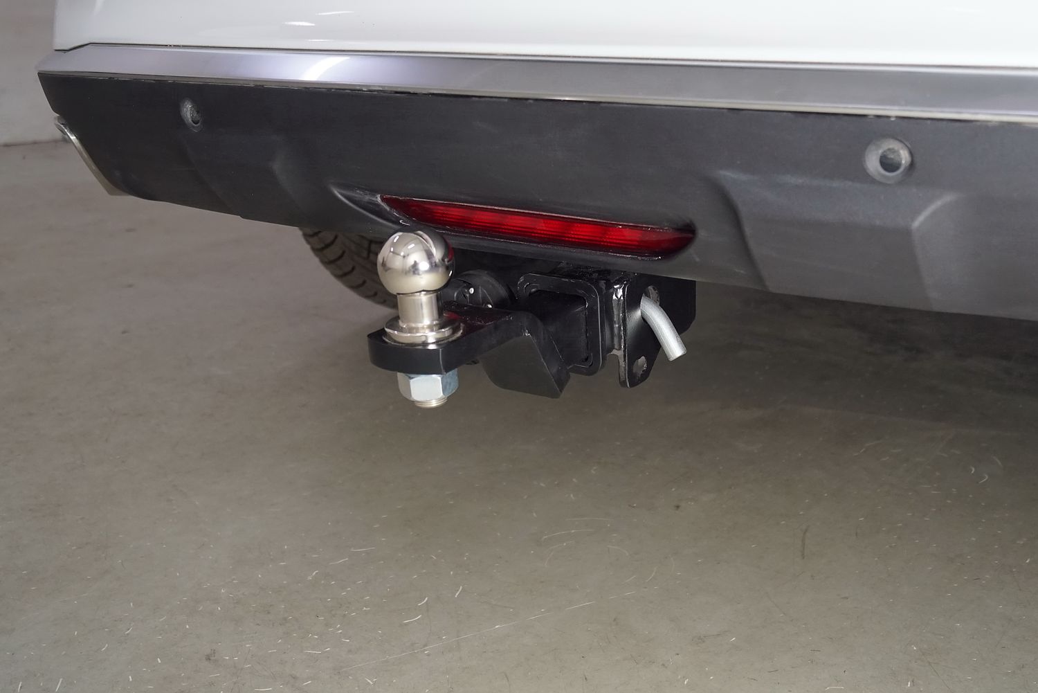 Фаркоп ТСС оцинкованный под американский квадрат для Exeed TXL 1.6L Turbo 4WD 2020-2026. Артикул TCU00304