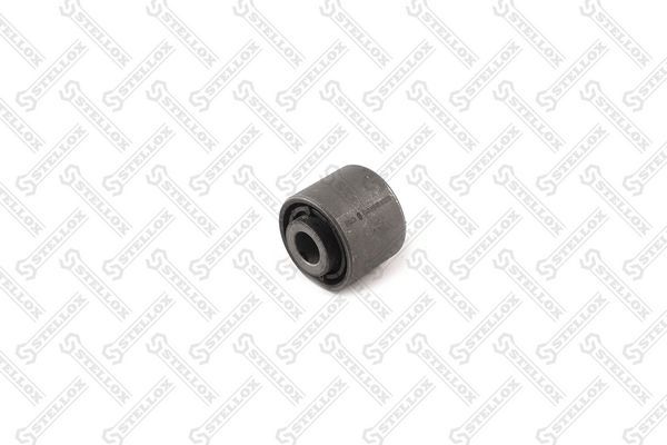 Сайлентблок заднего рычага подвески Stellox. Артикул 77-01818-SX