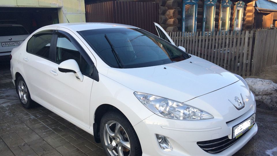 Дефлекторы Cobra Tuning для окон Peugeot 408 седан 2012-2026. Артикул P11412