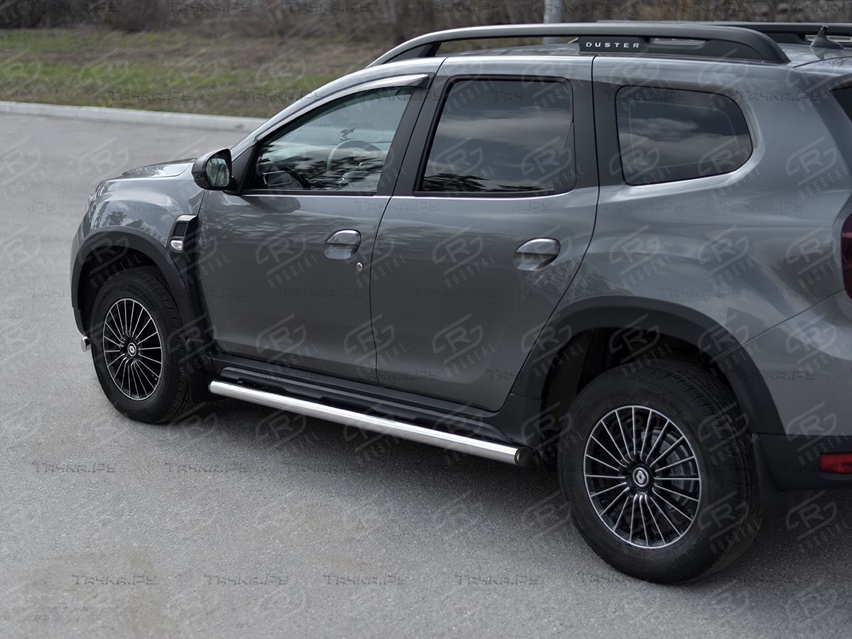 Защита порогов RusStal труба d63 секции (вариант 2) для Renault Duster II 2021-2026. Артикул RDT-0038062
