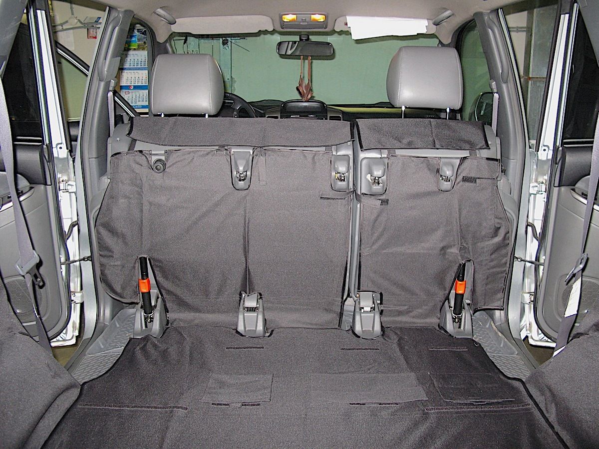 Защитный чехол AUTOSMSTUDIO "Maxi" в багажник автомобиля для Lexus GX 470 (7 мест) 2002-2009, черный. Артикул TP-LC120(7)-MAXI-BL