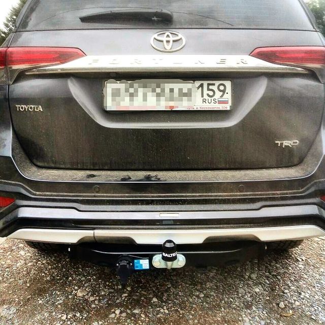 Фаркоп Baltex для Toyota Fortuner TRD 2019-2026. Фланцевое крепление. Артикул 24904021