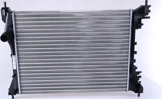 Радиатор охлаждения двигателя Nissens. Артикул 630753